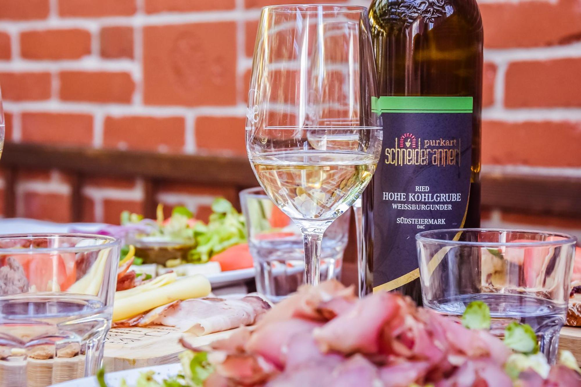 Weingut Buschenschank Schneiderannerl Gleinstätten Εξωτερικό φωτογραφία
